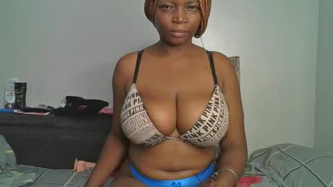 daddyiestoy online show from 10-18-25, 02:47