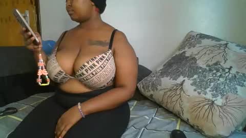 daddyiestoy online show from 11-05-25, 03:39