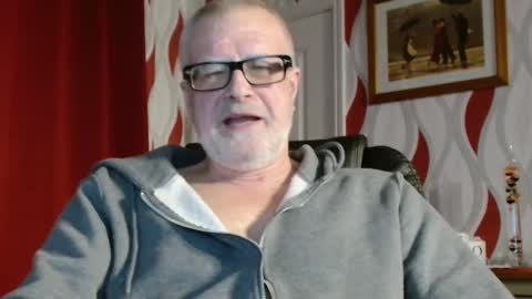 Brian ... online show from 01-10-25, 09:10