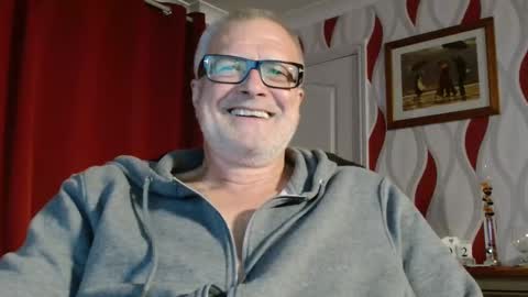 Brian ... online show from 10-02-25, 08:05