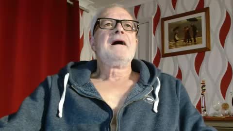 Brian ... online show from 10-08-25, 08:06