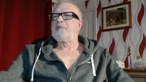 Snapshot of daddiescockforyou chatting on 02-18-26, 09:00 Brian ... online show from 02-18-26, 09:00
