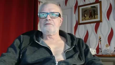 Snapshot of daddiescockforyou chatting on 03-04-26, 09:10 Brian ... online show from 03-04-26, 09:10