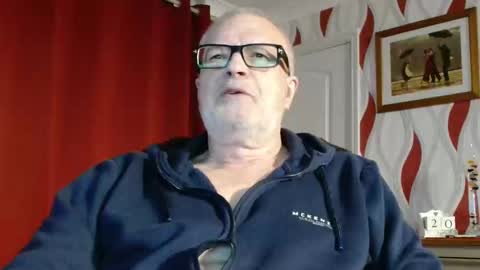 Snapshot of daddiescockforyou chatting on 04-20-26, 08:10 Brian ... online show from 04-20-26, 08:10