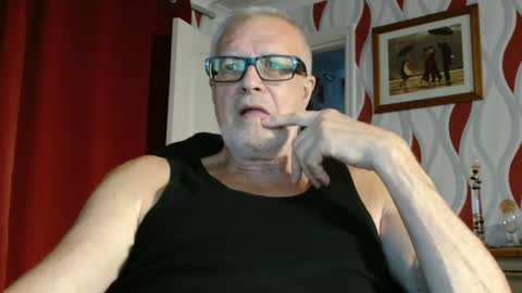 Snapshot of daddiescockforyou chatting on 07-08-26, 08:13 Brian ... online show from 07-08-26, 08:13