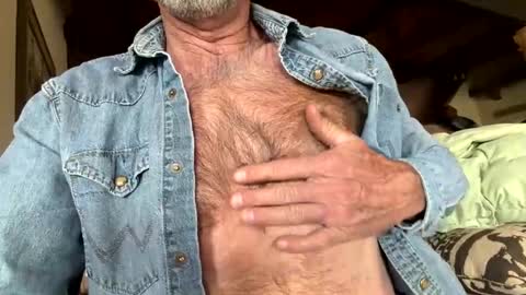 daddy_cowboy2 online show from 04-30-26, 09:41