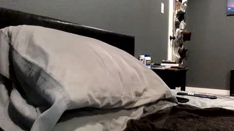 Dom online show from 10-27-25, 08:46