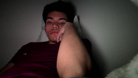 daddy_long_legs25 online show from 05-17-26, 03:04