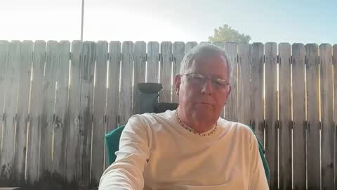 Snapshot of daddycok4 chatting on 10-16-25, 12:39 DaddyCok4 online show from 10-16-25, 12:39