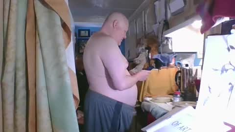 Snapshot of daddycubbyhubby chatting on 10-07-25, 11:51 Daddy online show from 10-07-25, 11:51