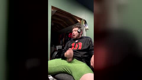 daddydic120402 online show from 04-08-26, 12:05