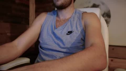 Snapshot of daddydoesit69 chatting on 12-27-24, 06:03 Leo online show from 12-27-24, 06:03