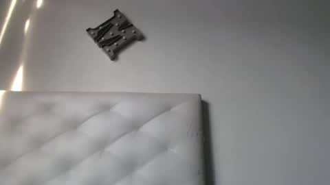 tayler online show from 04-26-26, 11:19