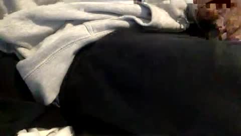 Snapshot of daddyjerksit chatting on 01-18-26, 09:18 JOI use emoji thumbs up Faster Thumbs down Slower Hi Hand Stop Fist Start.Stop online show from 01-18-26, 09:18