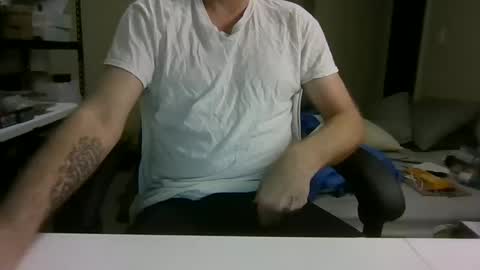 Snapshot of daddysbigdick4u chatting on 04-02-26, 01:36 daddysbigdick4u online show from 04-02-26, 01:36