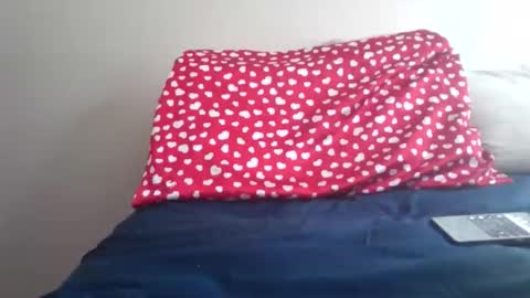 Snapshot of daddyscumslut211 chatting on 02-10-26, 06:56 fairylee21 online show from 02-10-26, 06:56