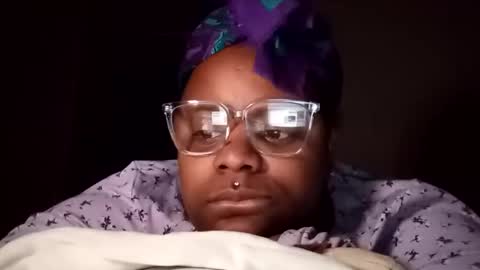 Snapshot of dadeesqtpieluvsu chatting on 02-11-26, 01:21 DadeesQTPie online show from 02-11-26, 01:21