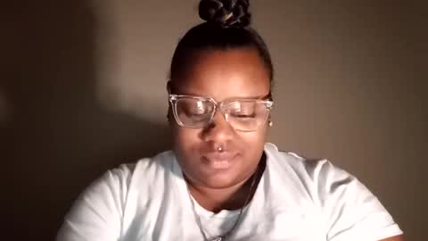 Snapshot of dadeesqtpieluvsu chatting on 02-18-26, 12:17 DadeesQTPie online show from 02-18-26, 12:17