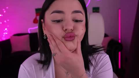 daenerys_daen online show from 12-22-25, 08:00