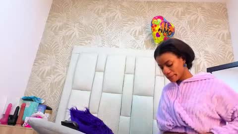 Snapshot of daffnelewis chatting on 02-13-26, 11:17 daffnelewis online show from 02-13-26, 11:17