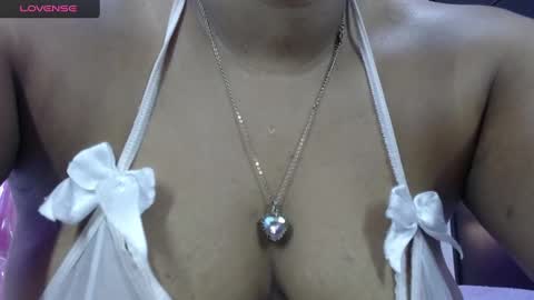 Snapshot of dafne_10 chatting on 12-21-24, 06:12 dafne online show from 12-21-24, 06:12