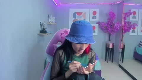 dafne huges online show from 01-10-25, 10:46