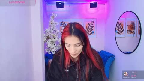 dafne huges online show from 10-18-25, 07:25