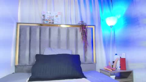 dafne_quenn online show from 01-15-26, 07:50