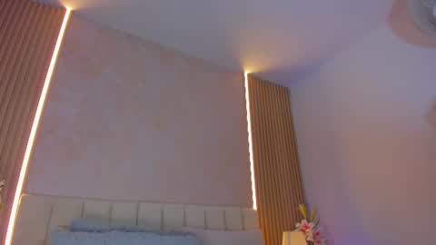 dafnecox online show from 06-17-26, 11:01