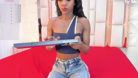 Dafnee online show from 11-08-25, 12:27