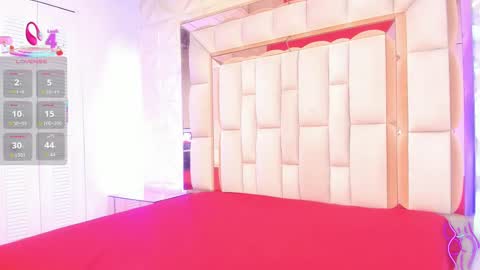 Dafnee online show from 11-17-25, 12:22