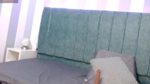 dafnee_e online show from 12-04-24, 08:51