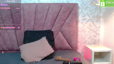 dafnee_e online show from 02-23-25, 01:35