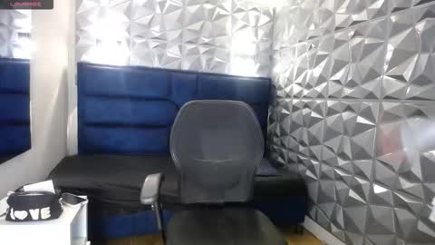 dafnee_e online show from 09-10-25, 06:08
