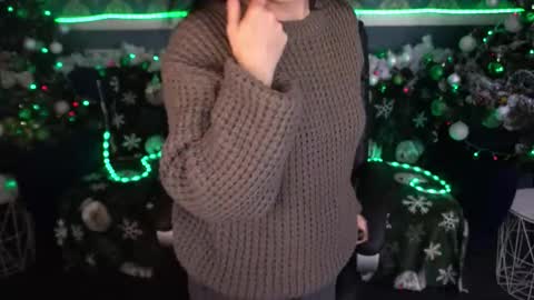 Dafni Mon online show from 12-22-25, 07:05