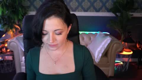 Dafni Mon online show from 05-04-26, 01:18