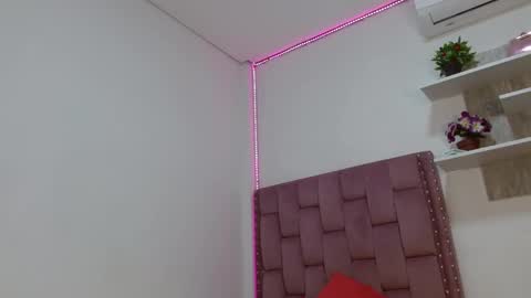 DAFNNE online show from 03-09-25, 12:09