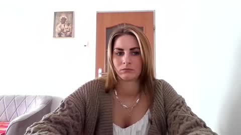 Dagmarie online show from 02-12-25, 10:46