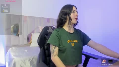 Snapshot of dahia_tay chatting on 02-22-25, 03:12 dahia online show from 02-22-25, 03:12