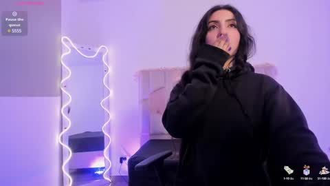 Snapshot of dahia_tay chatting on 03-12-25, 06:29 dahia online show from 03-12-25, 06:29