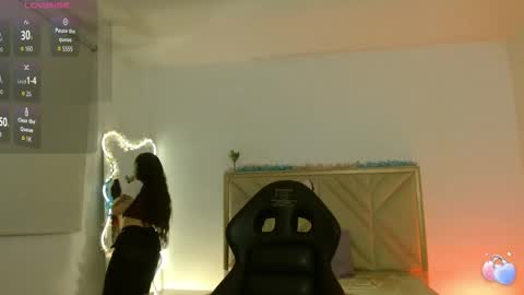 Snapshot of dahia_tay chatting on 09-24-25, 03:32 dahia online show from 09-24-25, 03:32