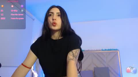 Snapshot of dahia_tay chatting on 09-28-25, 03:01 dahia online show from 09-28-25, 03:01