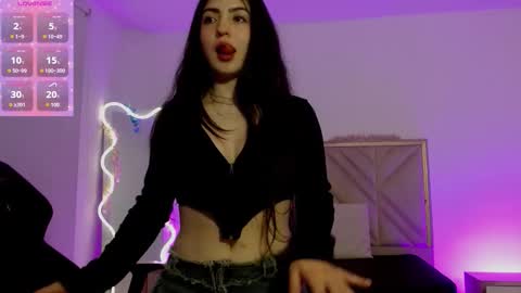 Snapshot of dahia_tay chatting on 11-03-25, 03:41 dahia online show from 11-03-25, 03:41