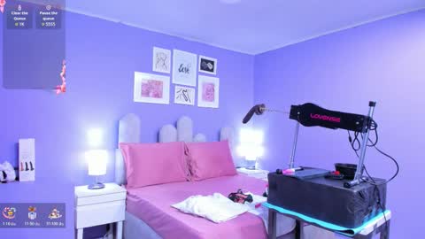 Snapshot of dahiana_boobs chatting on 03-23-26, 02:15 Dahiana online show from 03-23-26, 02:15