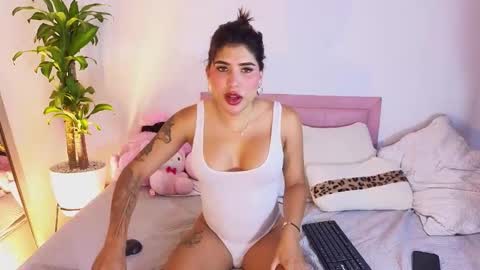 Snapshot of dahiana_prenss chatting on 03-18-26, 12:14 Dahiana online show from 03-18-26, 12:14