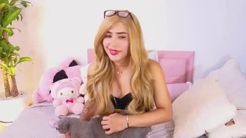 Snapshot of dahiana_prenss chatting on 03-19-26, 06:12 Dahiana online show from 03-19-26, 06:12