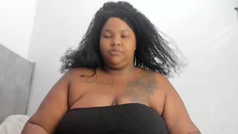 Snapshot of dahianajoss chatting on 12-30-24, 11:04 Ebony Sex Dahian online show from 12-30-24, 11:04