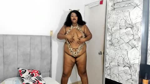 Snapshot of dahianajoss chatting on 01-03-25, 07:07 Ebony Sex Dahian online show from 01-03-25, 07:07