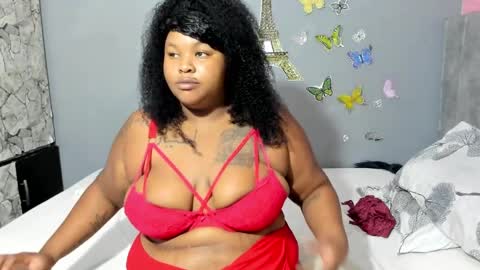 Snapshot of dahianajoss chatting on 02-18-25, 12:39 Ebony Sex Dahian online show from 02-18-25, 12:39