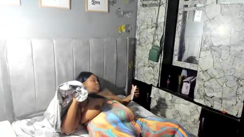 Snapshot of dahianajoss chatting on 03-09-25, 03:05 Ebony Sex Dahian online show from 03-09-25, 03:05